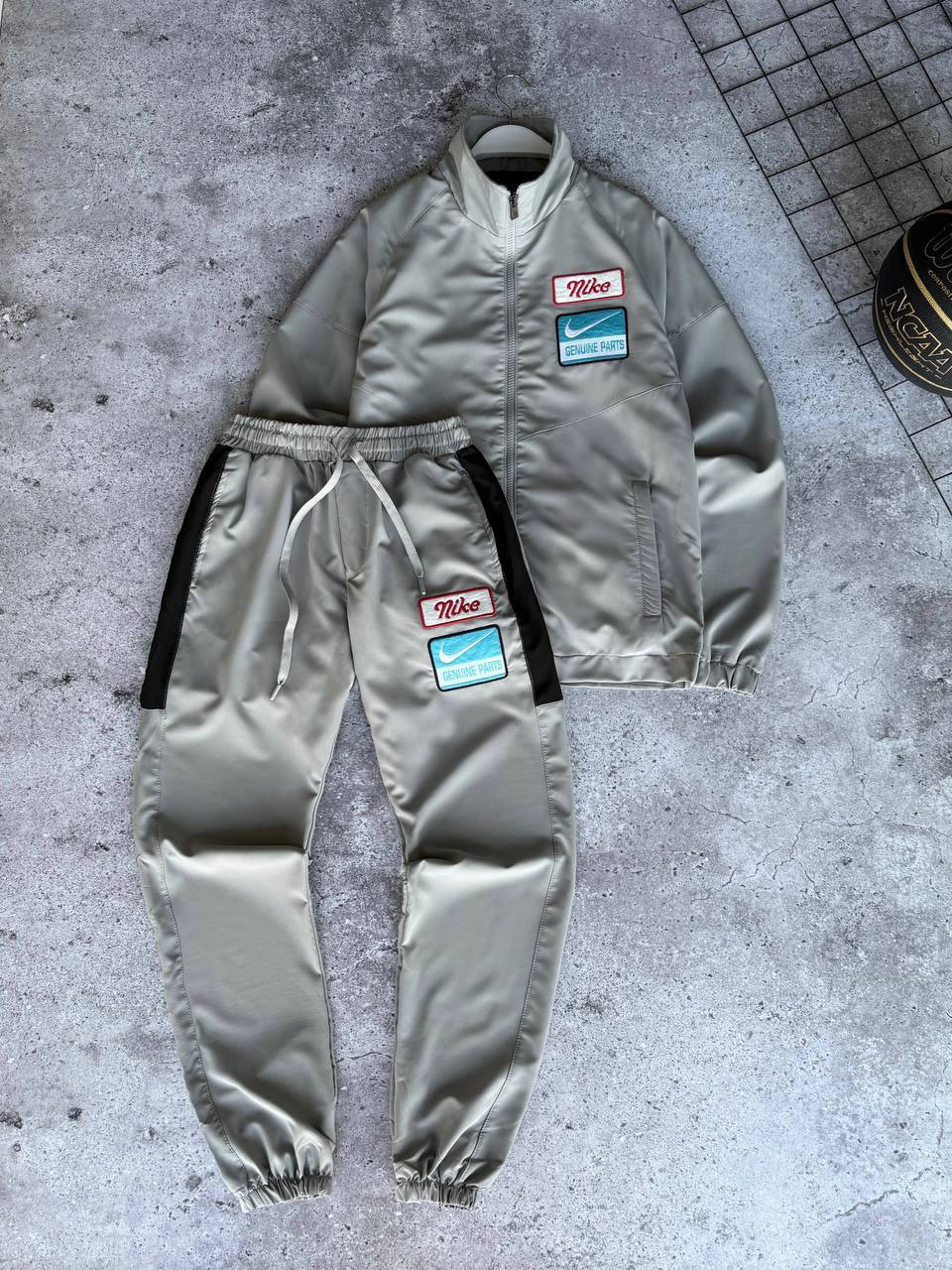 TRACKSUIT NK