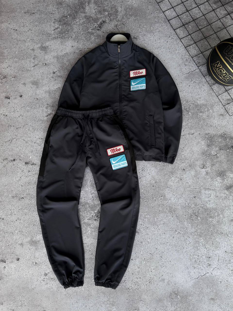 TRACKSUIT NK